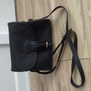 Vintage Dooney and Burke black Essex bag